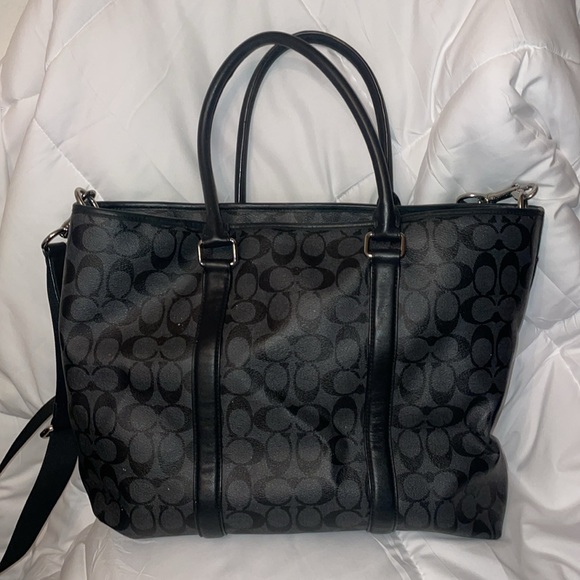 Coach - Picture 4 of 5